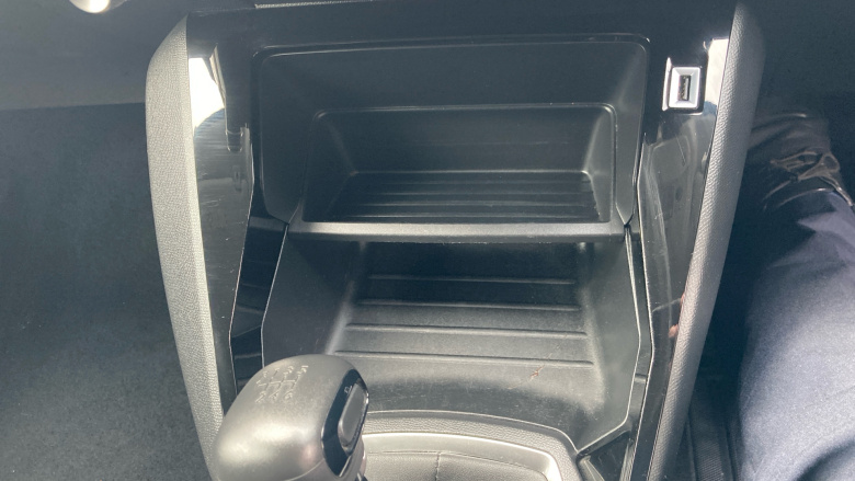 Peugeot 208 1.2 PureTech 100 Active Premium + 5dr Petrol Hatchback